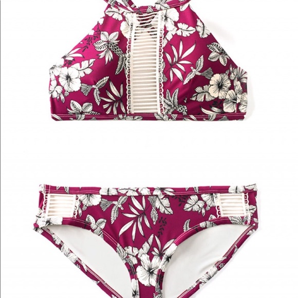 Adore me swimsuit TOP ONLY - Picture 3 of 4